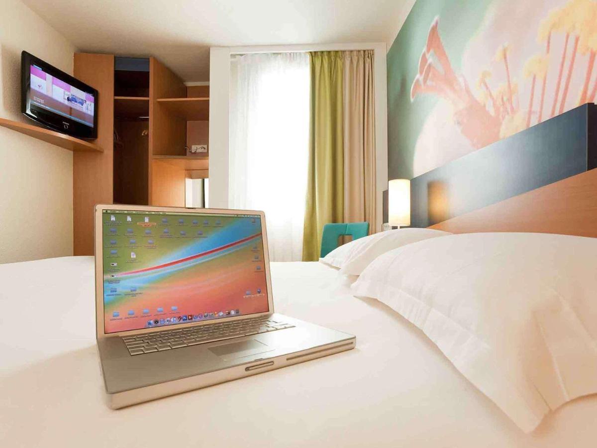 Ibis Styles Orleans Hotel La Chapelle-Saint-Mesmin Exterior photo